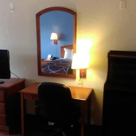 Super 8 By Wyndham San Antonio At I-10 Motel Exterior photo